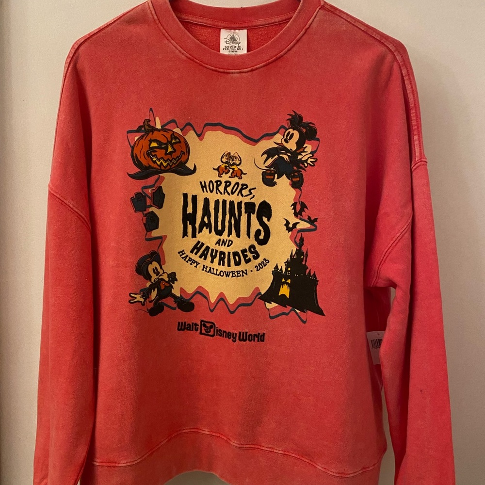 *SALE* BRAND NEW W TAGS! Disney Halloween Haunts 2023 Pullover size small